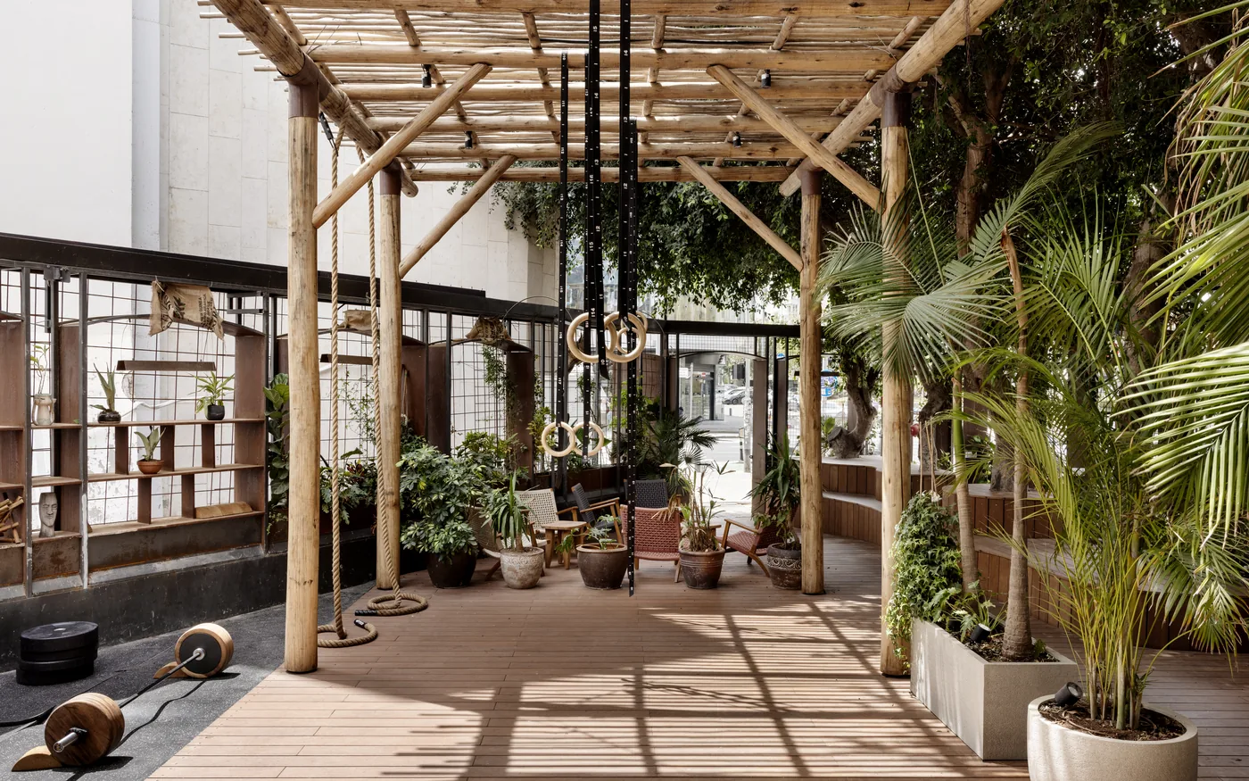 The outdoor jungle at De Club