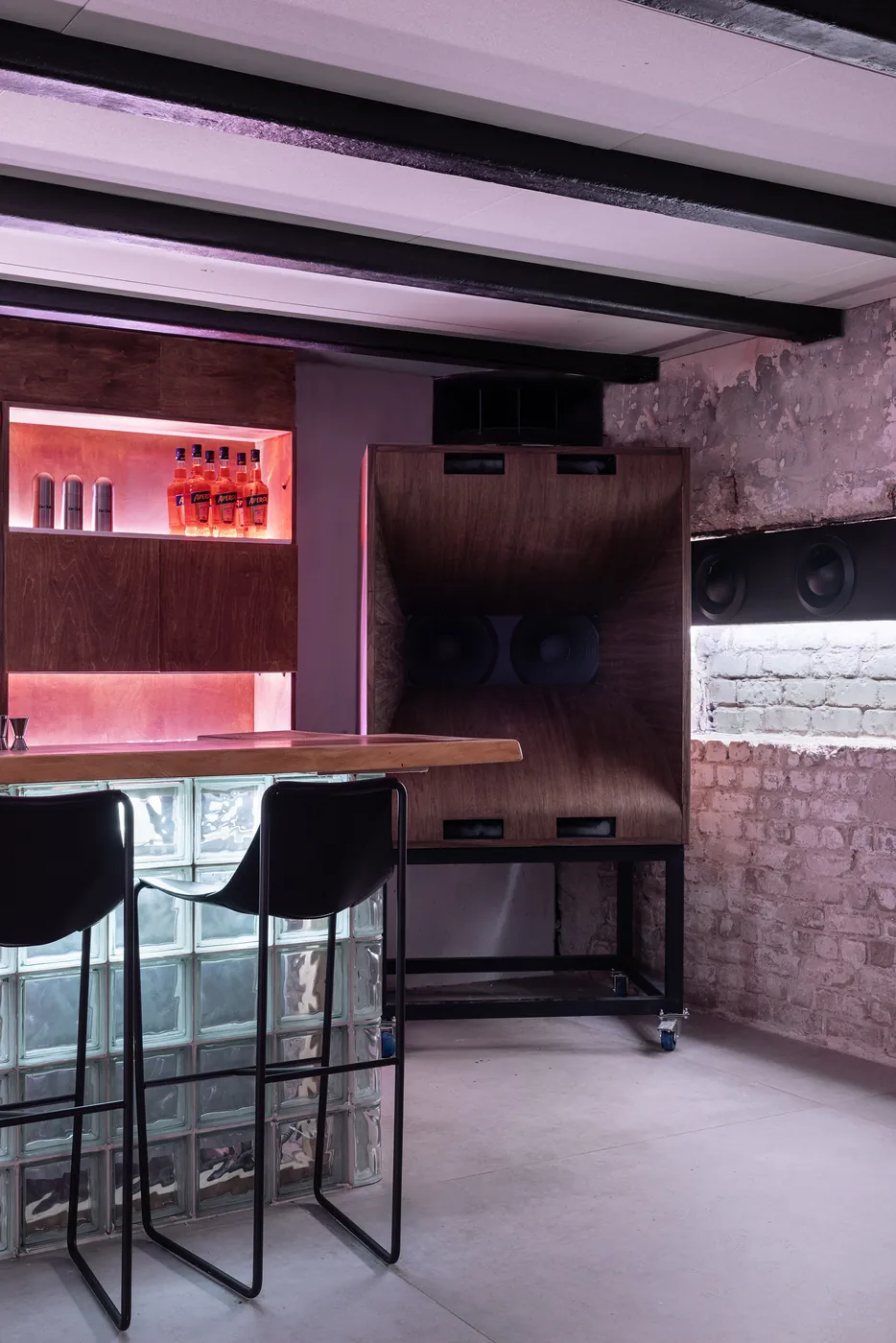 The ECHO floor at De Club